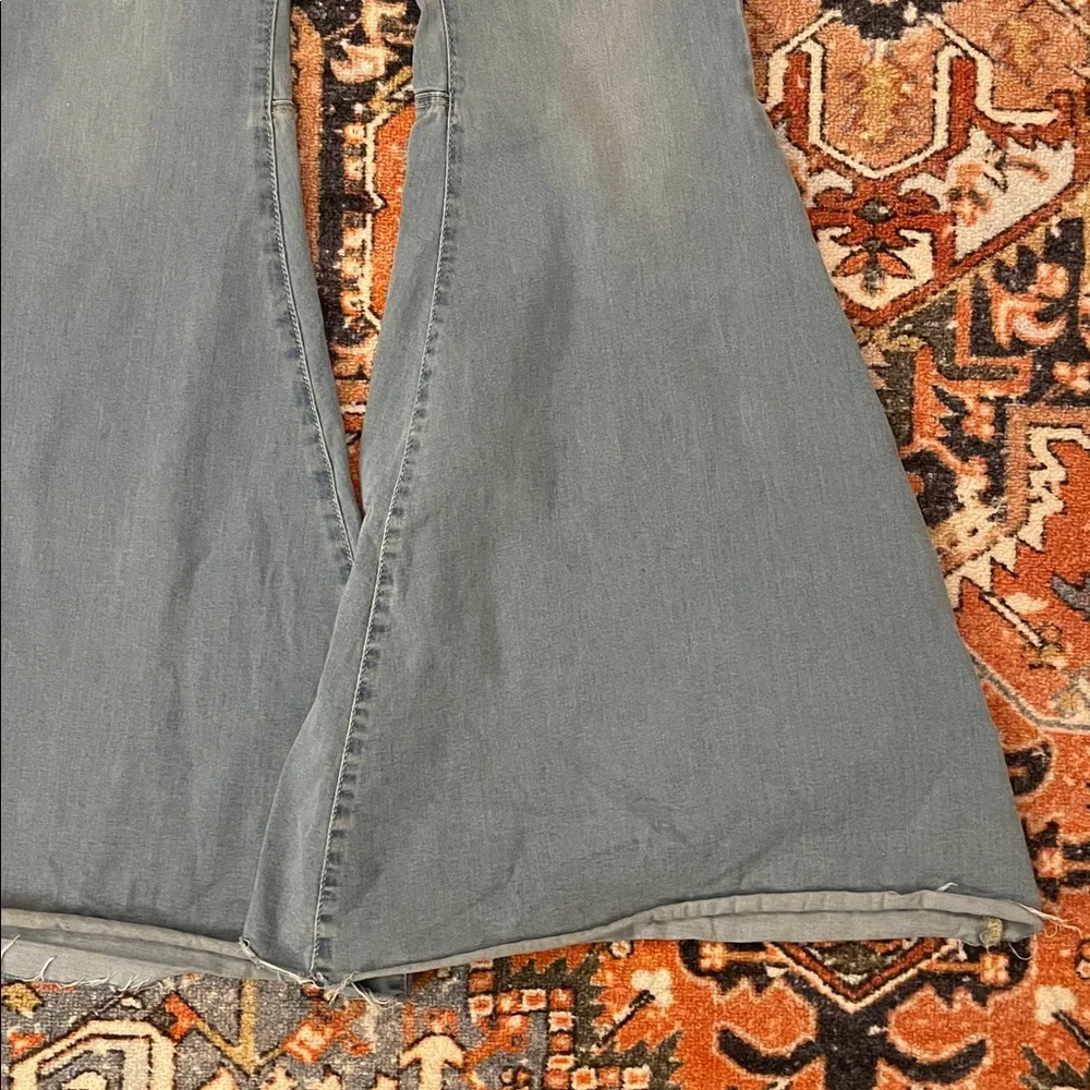 Free People Just Float On Super Flare Jeans | Women’s Size 29